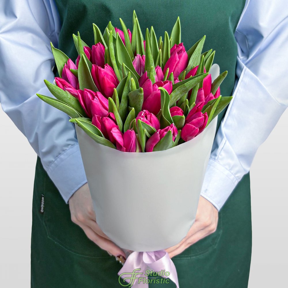 Букет розовых Тюльпанов 25 шт «Изящный Дар» Букет розовых Тюльпанов 25 шт «Изящный Дар»