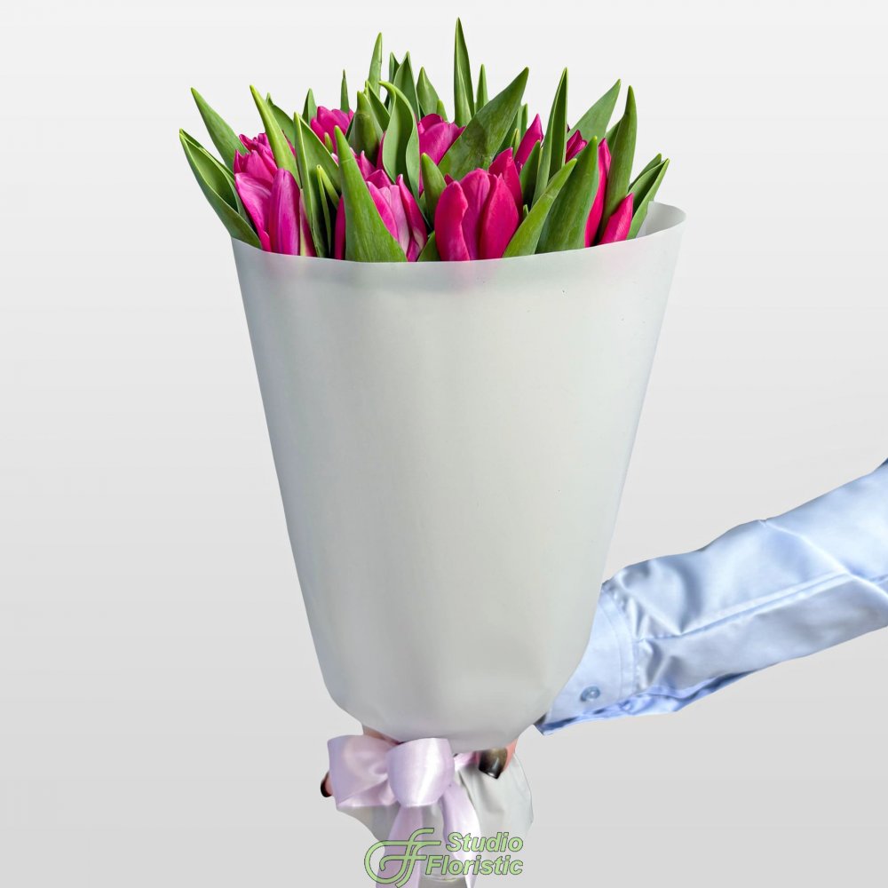 Букет розовых Тюльпанов 25 шт «Изящный Дар» Букет розовых Тюльпанов 25 шт «Изящный Дар»