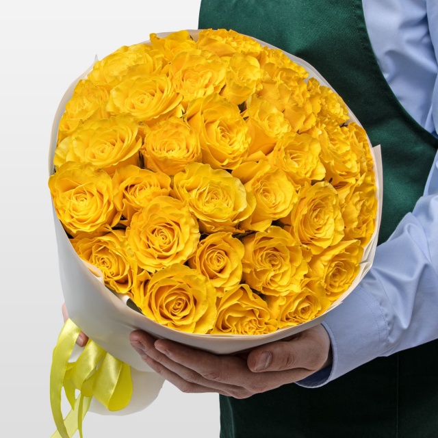 Букет желтых Роз Кения 40 см 31 шт «Солнечный Поцелуй»