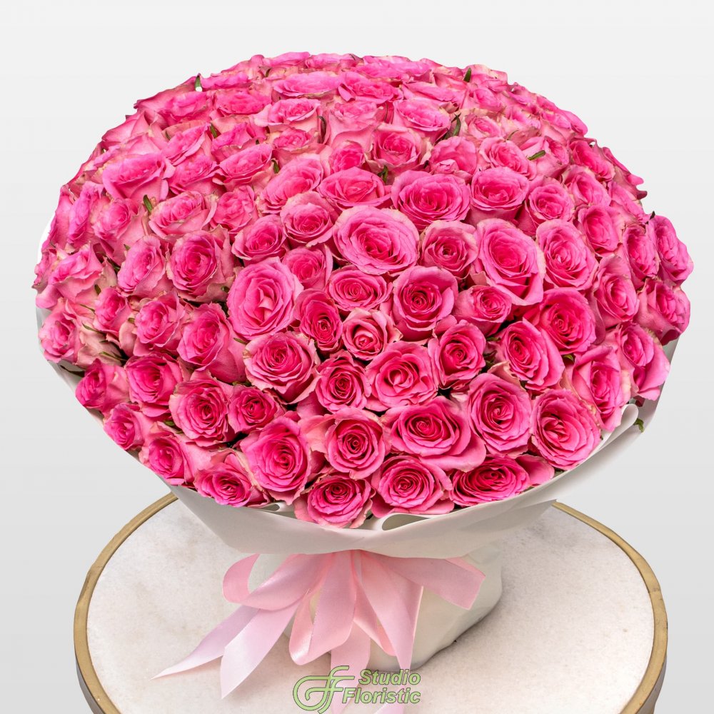 Букет розовых Роз Кения 40 см 101 шт «Сад Афродиты» Букет розовых Роз Кения 40 см 101 шт «Сад Афродиты»