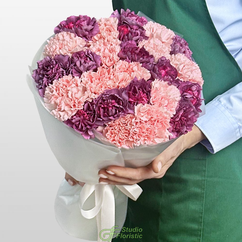 Букет из розовых и фиолетовых Гвоздик 25 шт «Эхо Заката» Букет из розовых и фиолетовых Гвоздик 25 шт «Эхо Заката»