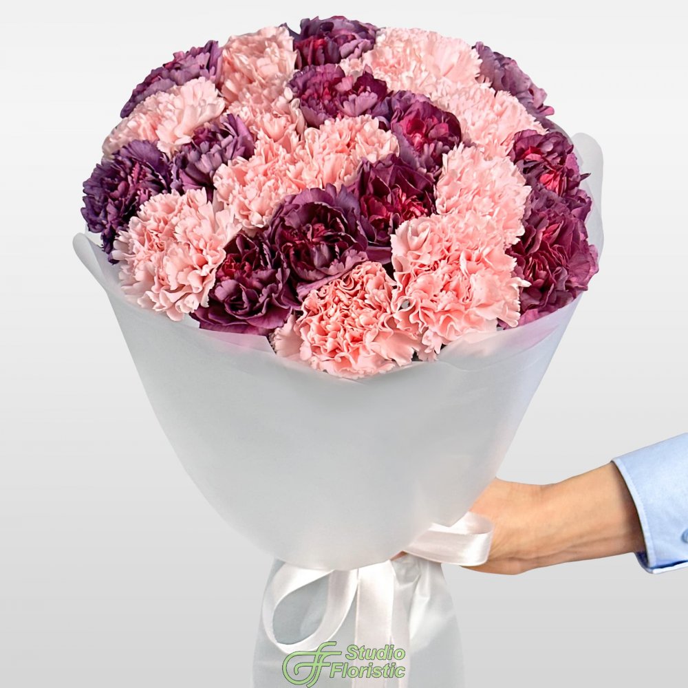 Букет из розовых и фиолетовых Гвоздик 25 шт «Эхо Заката» Букет из розовых и фиолетовых Гвоздик 25 шт «Эхо Заката»