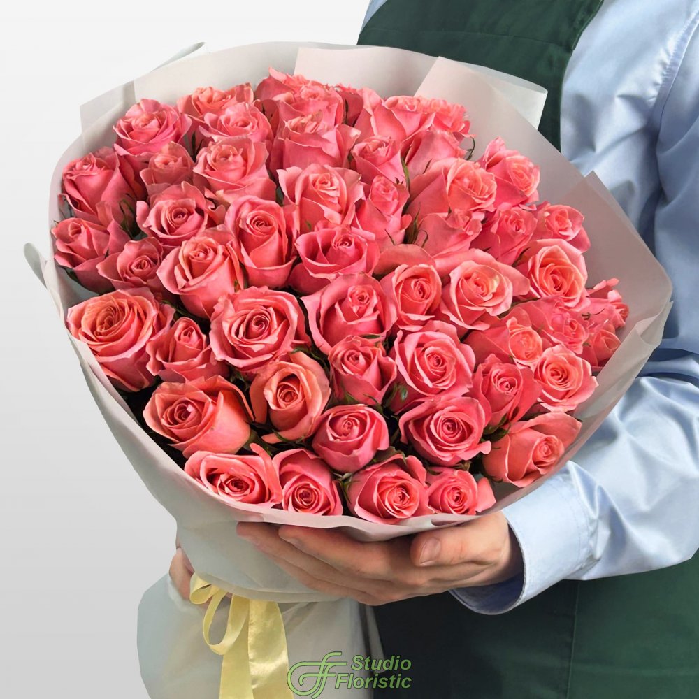 Букет из розовых Роз Кения 60 см 51 шт «Восторг без Слов» Букет из розовых Роз Кения 60 см 51 шт «Восторг без Слов»