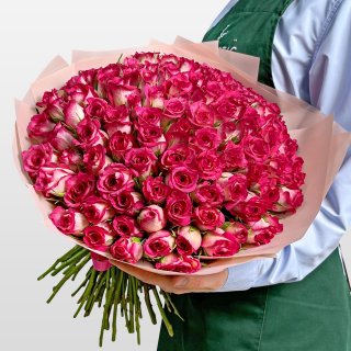 Букет из розовых Роз Кения 40 см 101 шт «Притяжение»