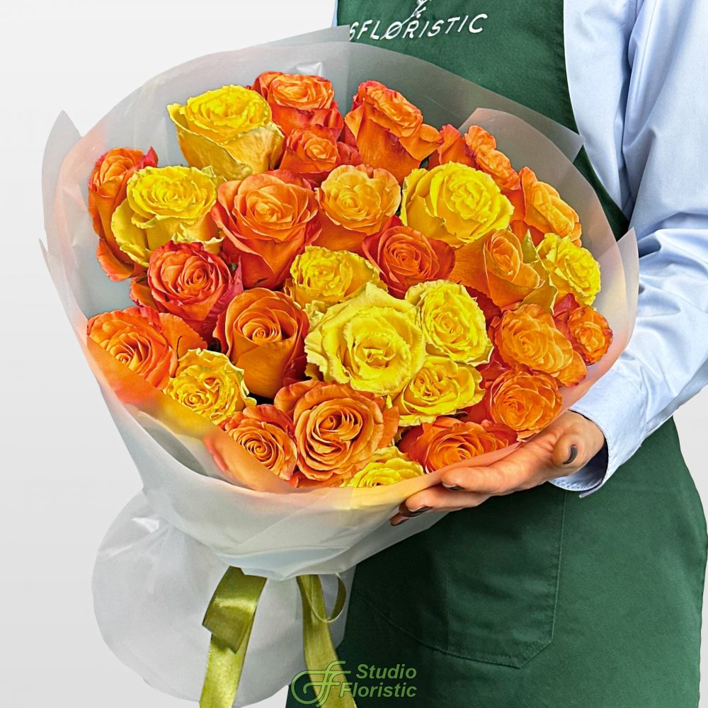 Букет из Роз Кения 60 см желто-оранжевый микс 31 шт «Осенний Поцелуй» Букет из Роз Кения 60 см желто-оранжевый микс 31 шт «Осенний Поцелуй»