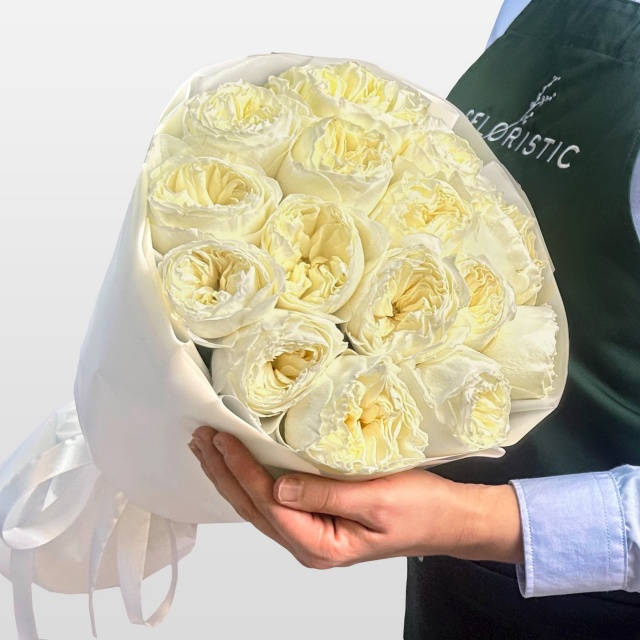 Букет из Пионовидных Роз Кения 15 шт «Утренняя Звезда»