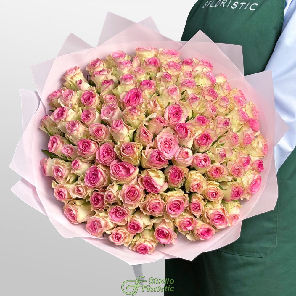 Букет из белых Роз Кения с розовой каймой 40 см 101 шт «Сладкий Секрет» Букет из белых Роз Кения с розовой каймой 40 см 101 шт «Сладкий Секрет»