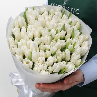 Букет из белых Тюльпанов 101 шт «Горный хрусталь»