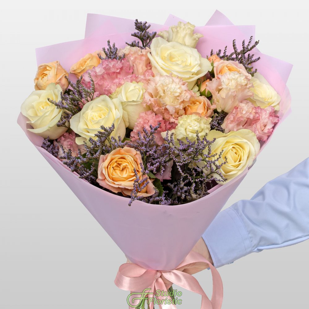 Букет из Роз, Эустомы и Лимониума «Миг нежности» Букет из Роз, Эустомы и Лимониума «Миг нежности»