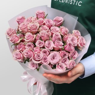 Букет из Сиреневой Кустовой Розы 40 см 15 шт «Парижское утро»