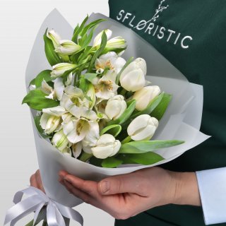 Букет из Тюльпанов и Альстромерий «Альпийская сказка»