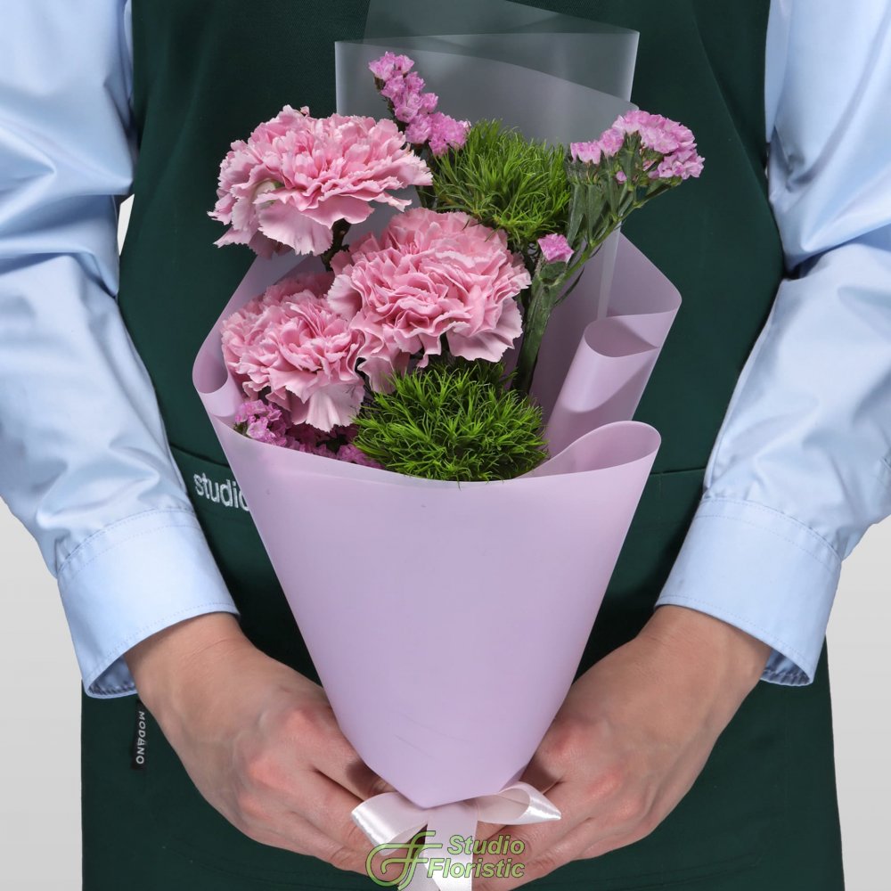 Букет из Гвоздик и Статицы «Майский сад» Букет из Гвоздик и Статицы «Майский сад»