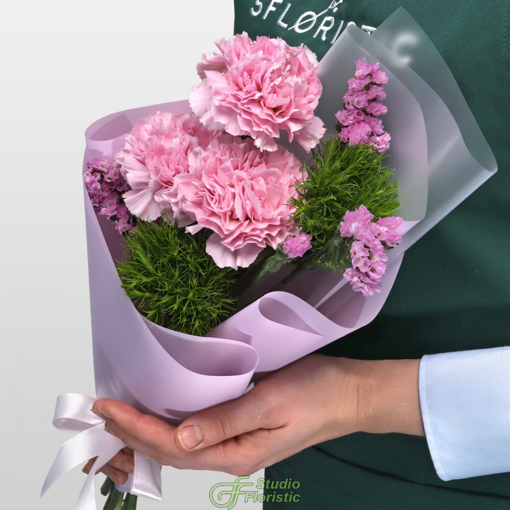 Букет из Гвоздик и Статицы «Майский сад» Букет из Гвоздик и Статицы «Майский сад»