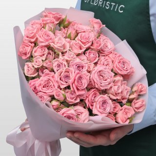 Букет из Кустовых Роз 15 шт «Юность»