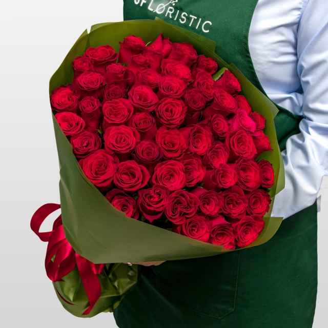 Букет Роз Кения 60 см «Красная романтика»